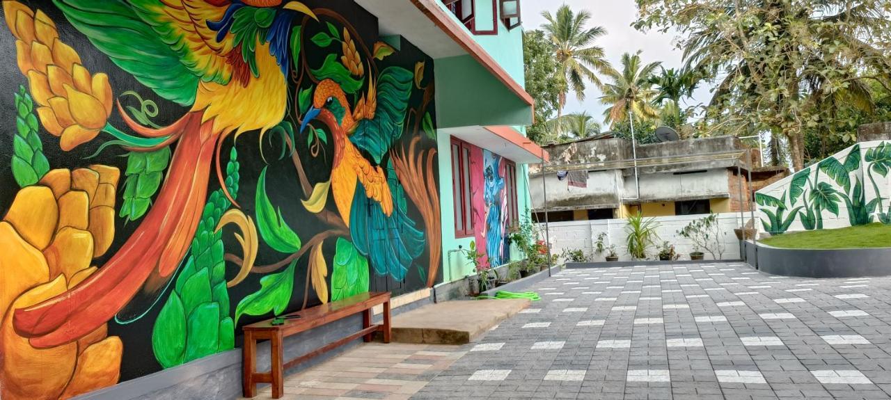The Banyan Hut Appartement Thiruvananthapuram Buitenkant foto
