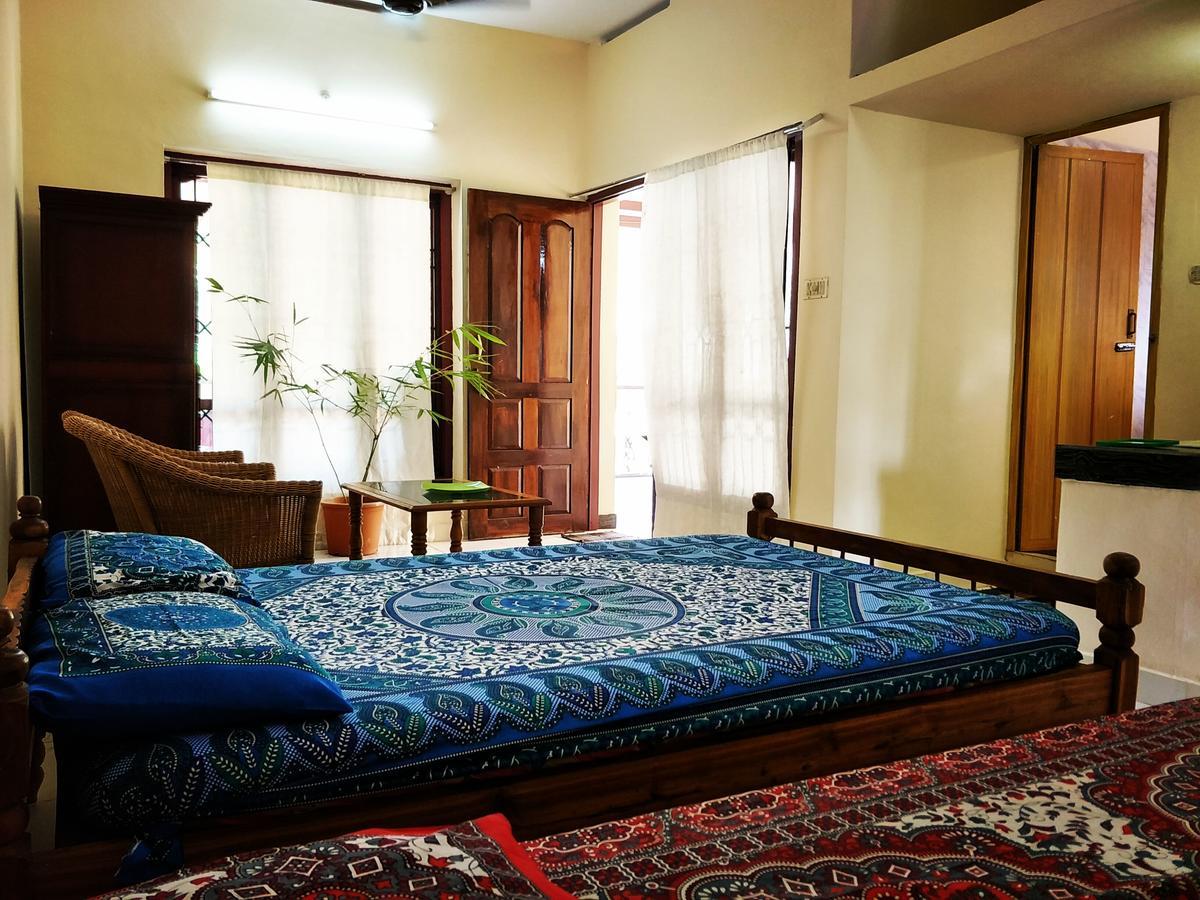 The Banyan Hut Appartement Thiruvananthapuram Buitenkant foto