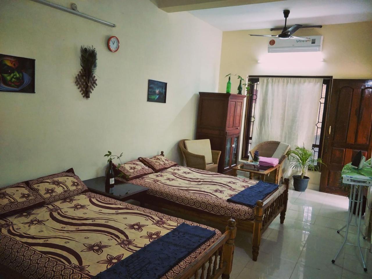 The Banyan Hut Appartement Thiruvananthapuram Buitenkant foto