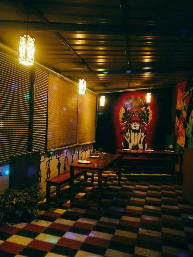 The Banyan Hut Appartement Thiruvananthapuram Buitenkant foto
